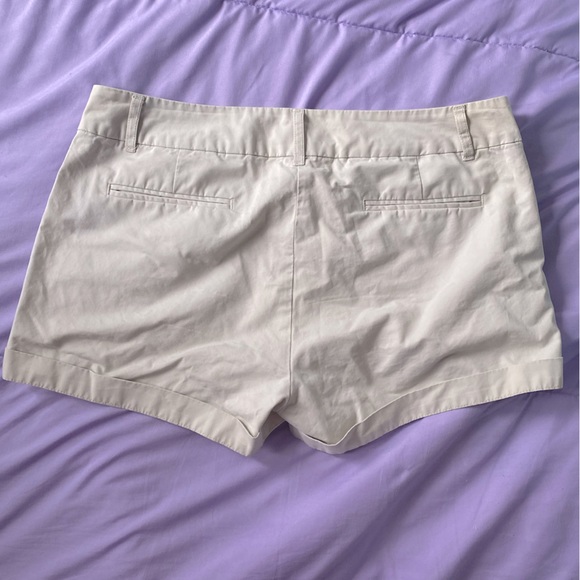 🤍KENAR🤍Beige khaki shorts with pockets . In good condition. Size 6. 💯cotton - Picture 8 of 10